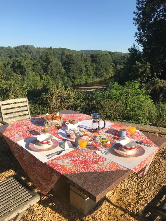 Bed and Breakfast Le Relais Des Galets Domme Exterior foto